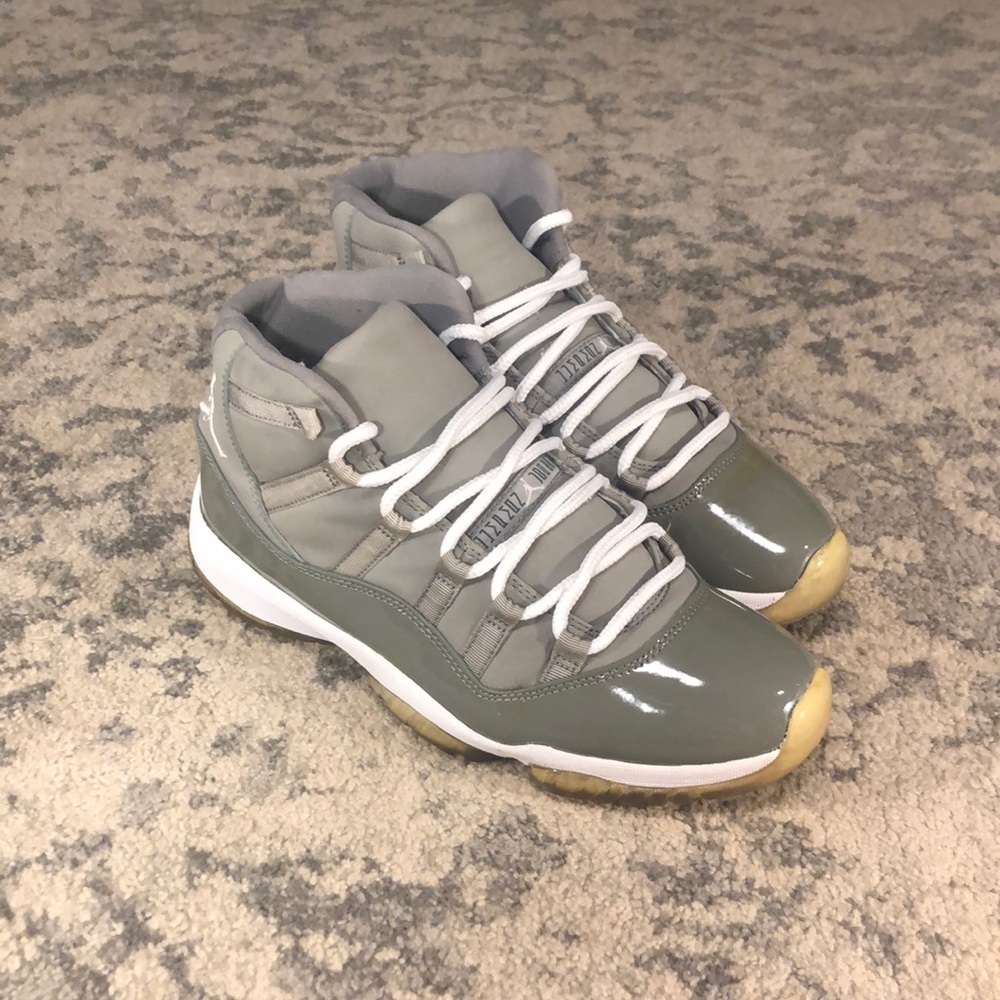 Jordan 11 Cool Grey mid